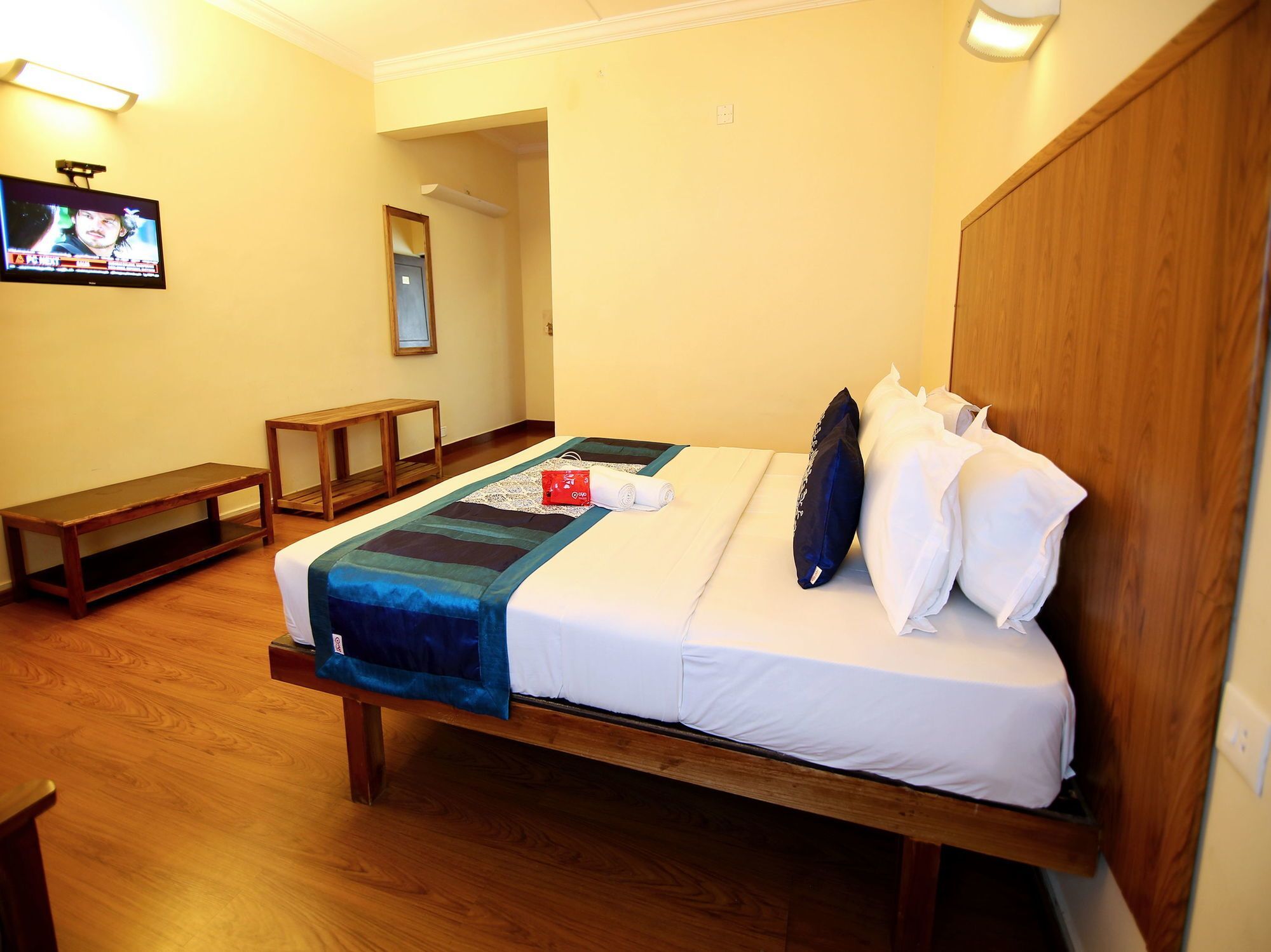 Oyo 2887 Hotel Sn International Kumily Экстерьер фото